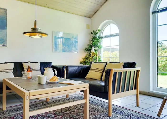 Elektra - 450m From The Sea By Interhome *